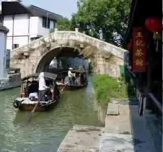 自己省吃俭用存了钱，结果被骗没了，好难过？游戏画面